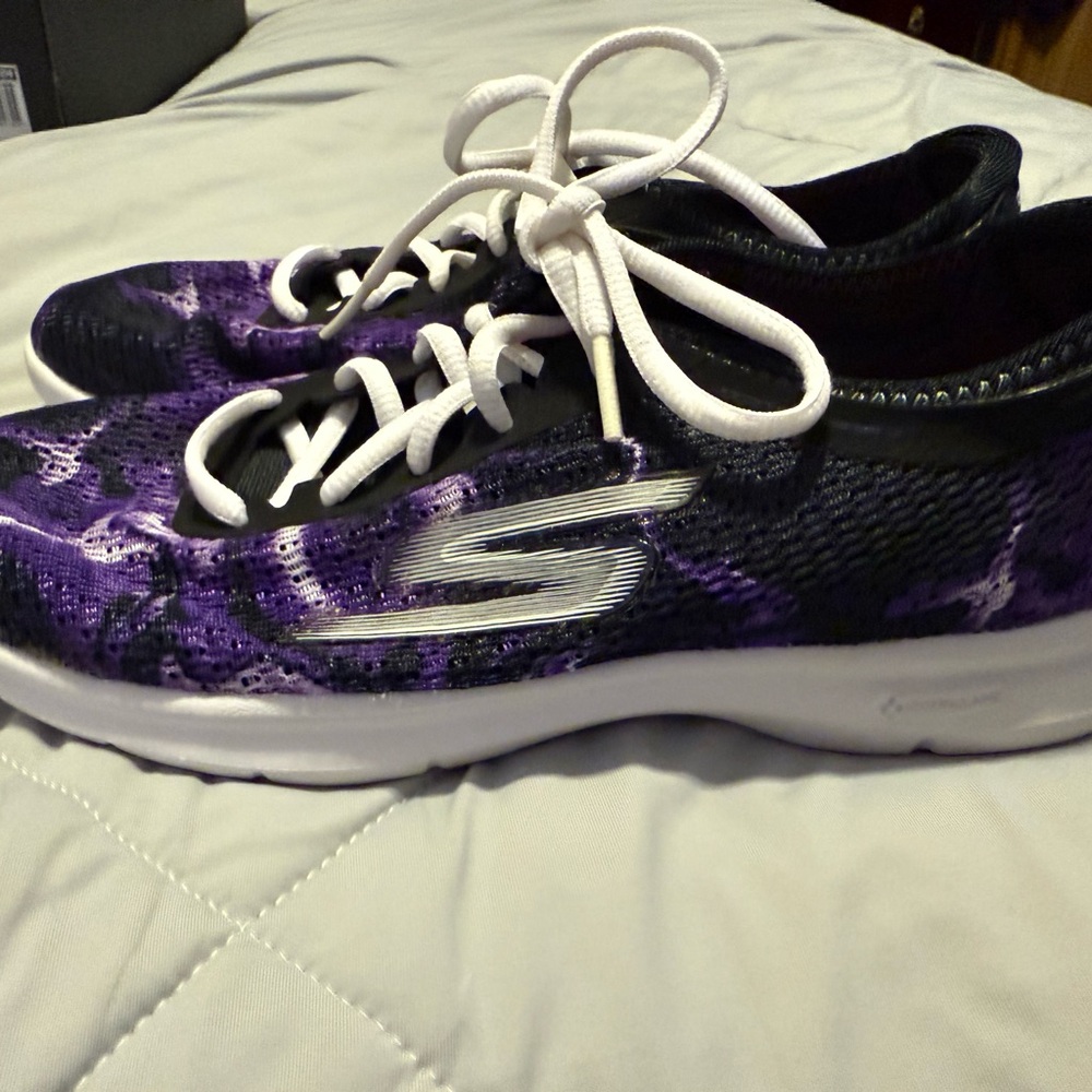Skechers Black and Purple Athletic Shoes